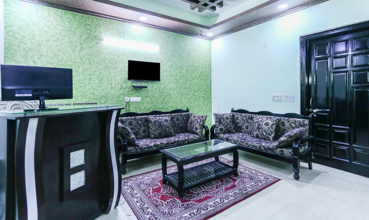 Hotel Treebo Trip Sswag 18 Expressway Noida Exterior foto
